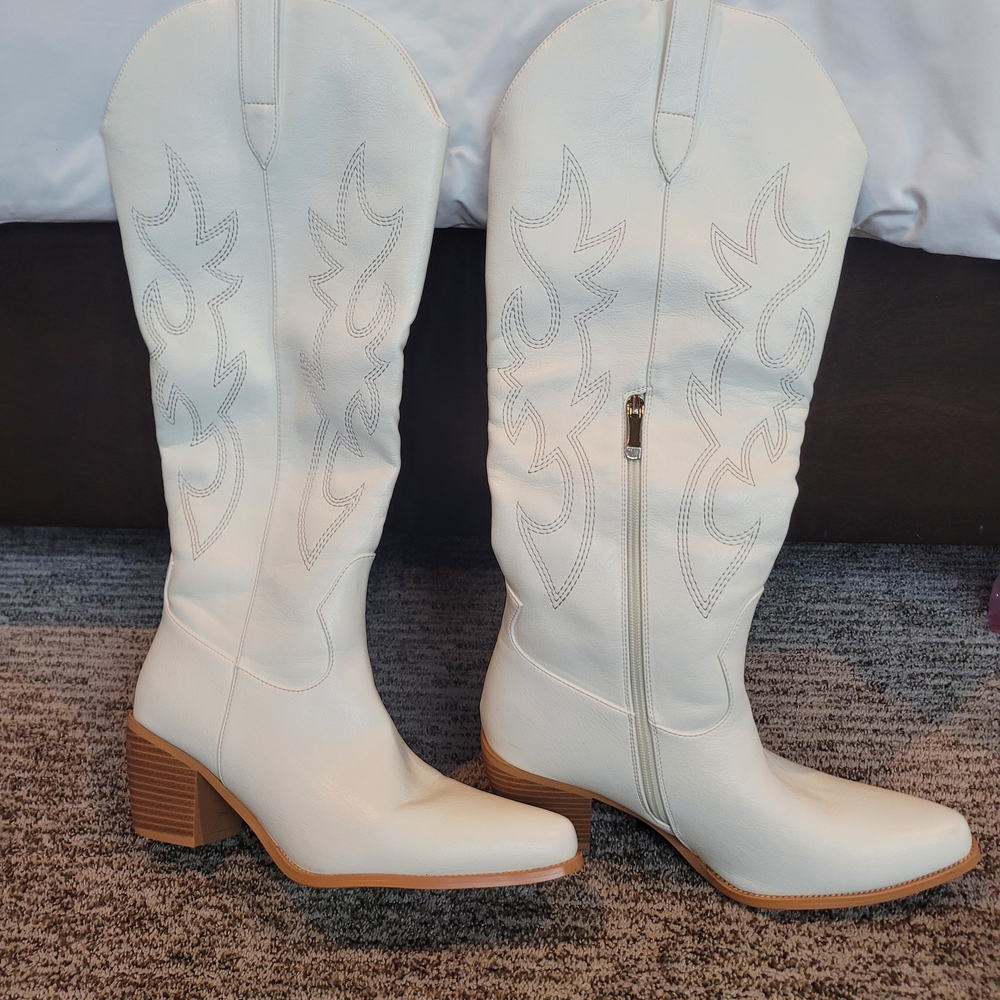 White Heeled Western Boots